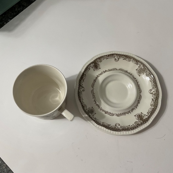 VTG Kensington Staffords Shakespeare's Sonnets Cup and Saucer Spring England - Picture 6 of 7